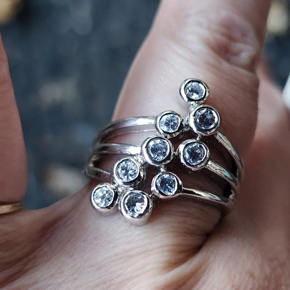 14k white gold and 9 diamond ring (1.25 ct)